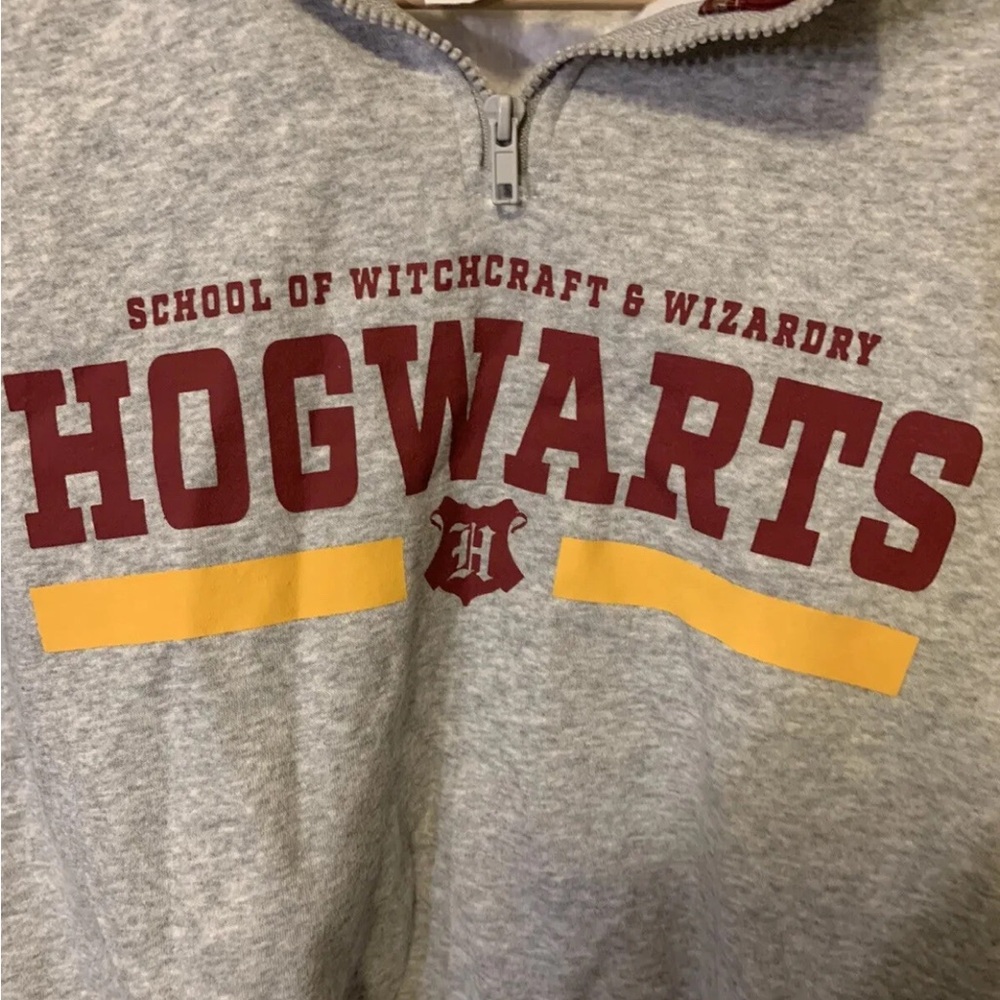 Hogwarts‎ Gray Sweatshirt Sz 16-18